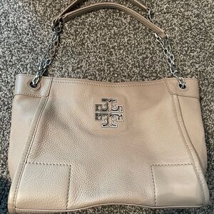 Tory Burch Britten small slouchy